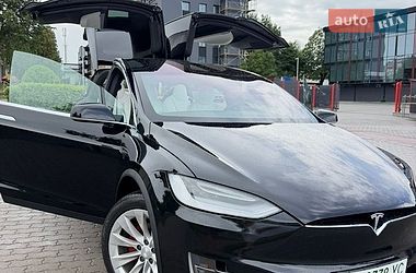 Позашляховик / Кросовер Tesla Model X 2019 в Львові