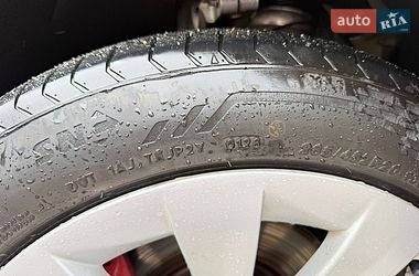Позашляховик / Кросовер Tesla Model X 2019 в Львові
