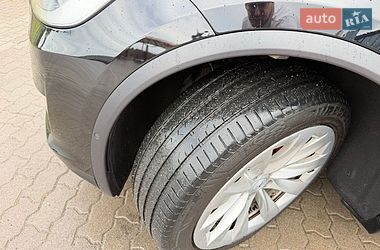 Позашляховик / Кросовер Tesla Model X 2019 в Львові