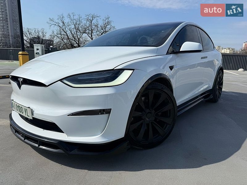 Внедорожник / Кроссовер Tesla Model X 2021 в Киеве