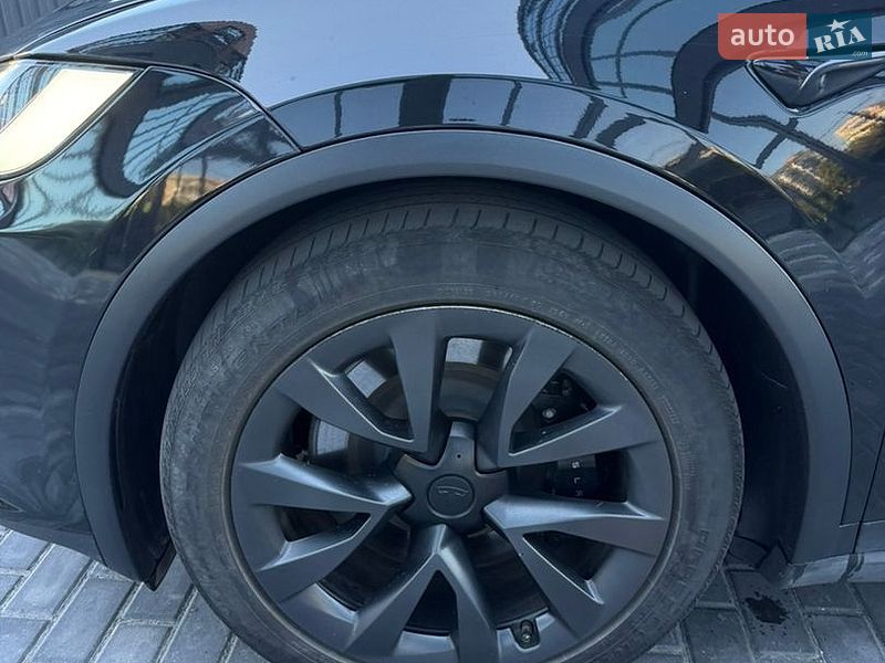 Внедорожник / Кроссовер Tesla Model X 2023 в Полтаве