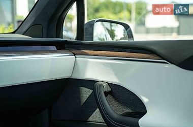 Позашляховик / Кросовер Tesla Model X 2022 в Чернівцях