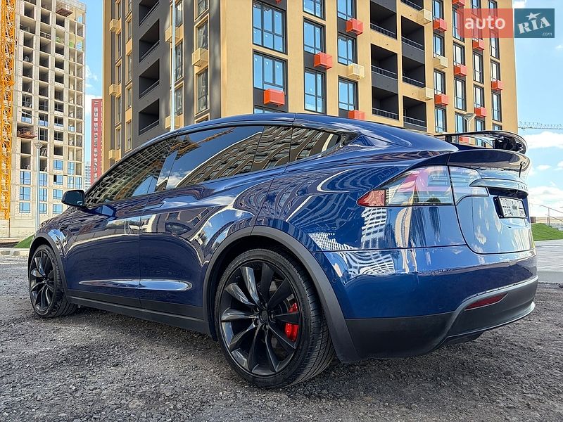 Позашляховик / Кросовер Tesla Model X 2019 в Києві