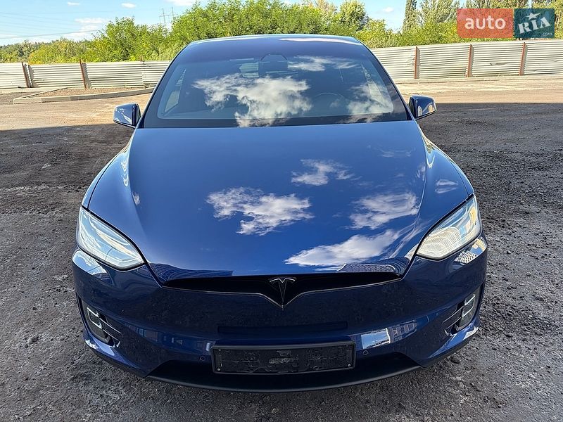 Позашляховик / Кросовер Tesla Model X 2019 в Києві