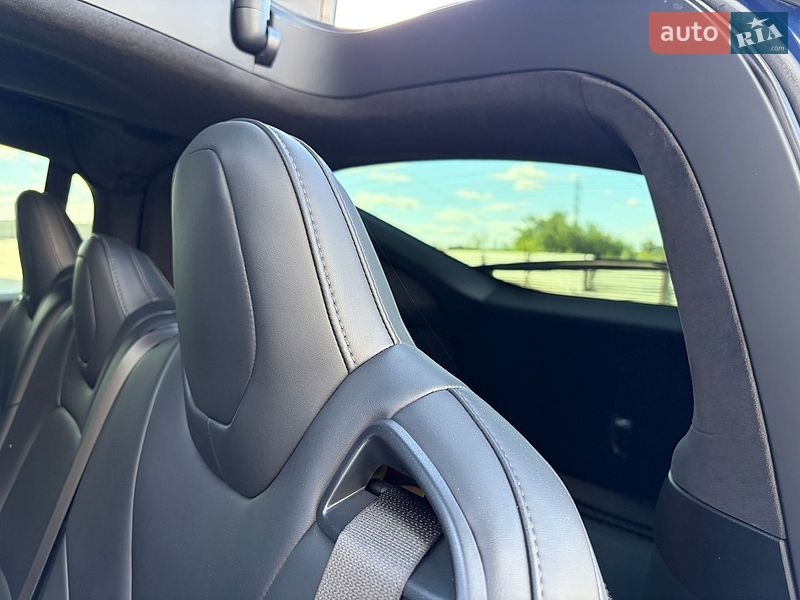 Позашляховик / Кросовер Tesla Model X 2019 в Києві