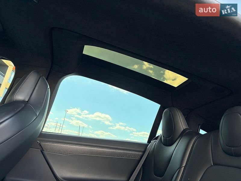Позашляховик / Кросовер Tesla Model X 2019 в Києві