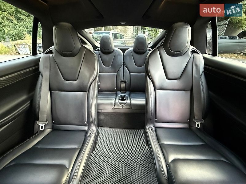 Позашляховик / Кросовер Tesla Model X 2018 в Харкові