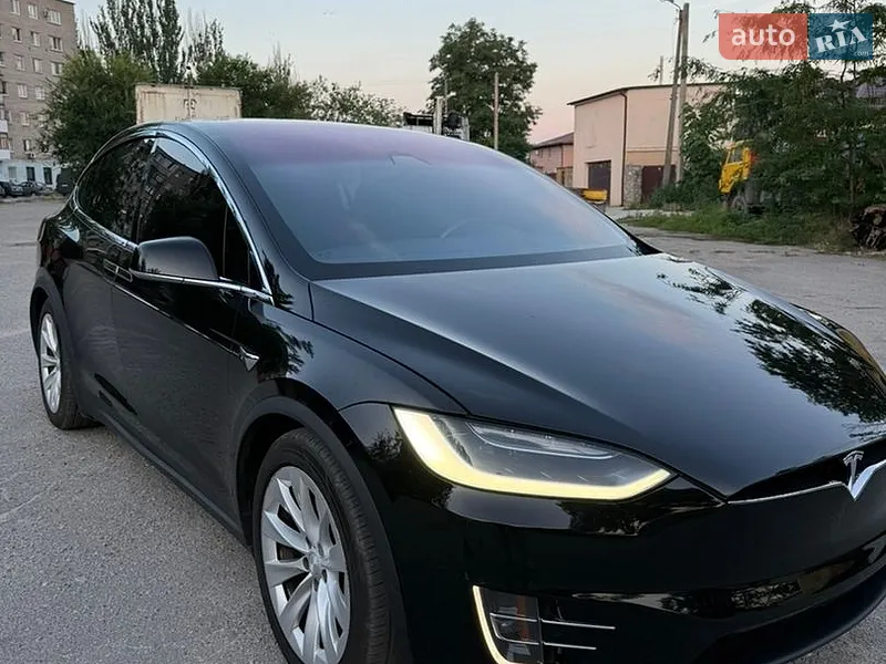 Tesla Model X