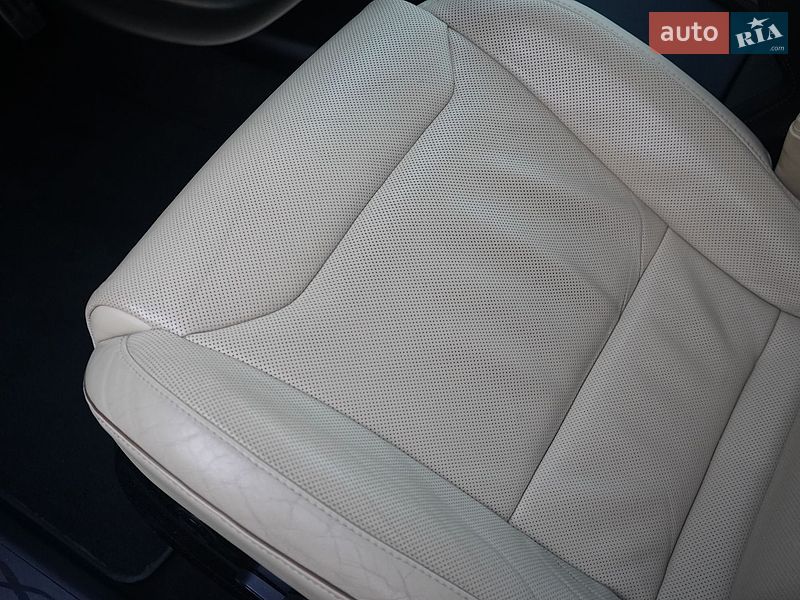Позашляховик / Кросовер Tesla Model X 2016 в Львові