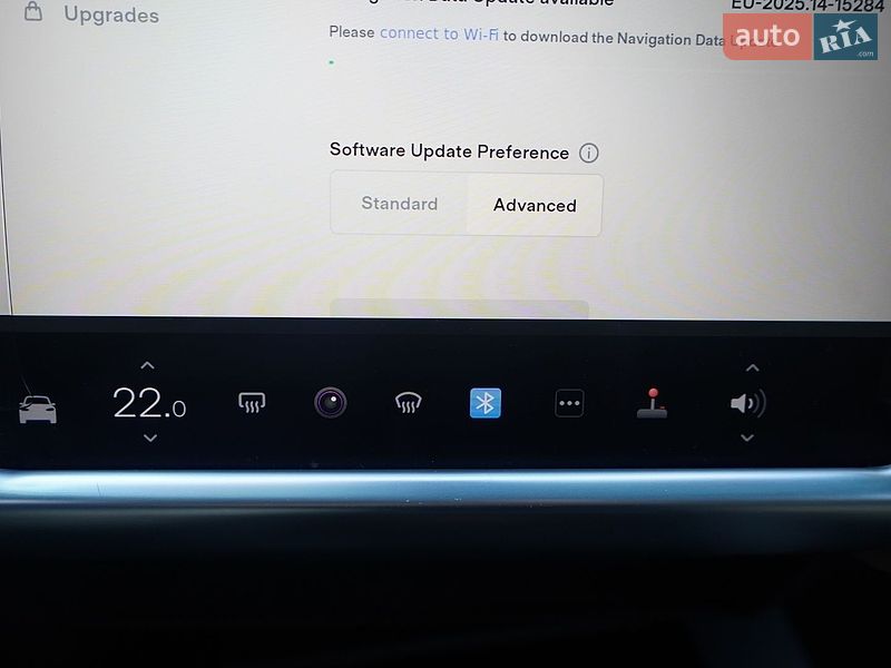 Позашляховик / Кросовер Tesla Model X 2016 в Львові