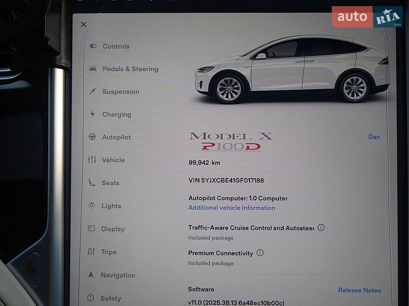 Позашляховик / Кросовер Tesla Model X 2016 в Львові