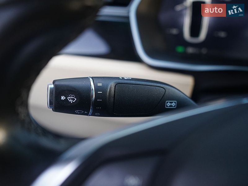 Позашляховик / Кросовер Tesla Model X 2016 в Львові