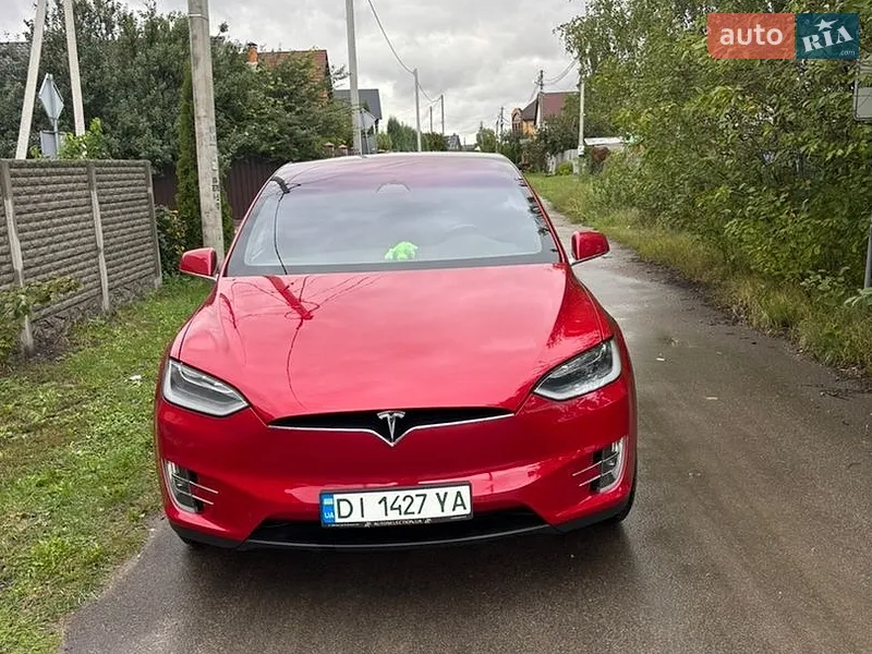 Tesla Model X 2016