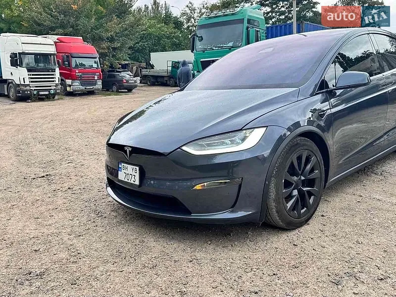 Tesla Model X