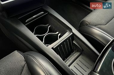 Позашляховик / Кросовер Tesla Model X 2018 в Миколаєві фото 22 Позашляховик / Кросовер Tesla Model X 2018 в Миколаєві