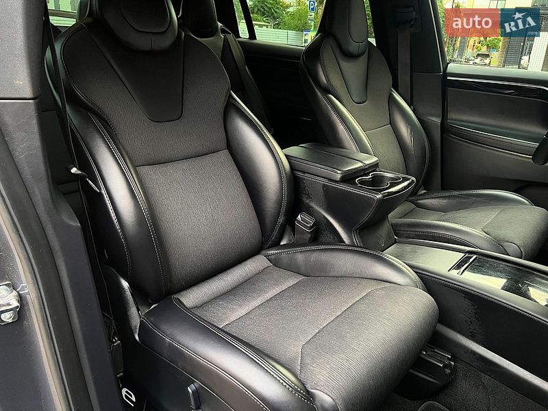 Позашляховик / Кросовер Tesla Model X 2018 в Миколаєві фото 23 Позашляховик / Кросовер Tesla Model X 2018 в Миколаєві