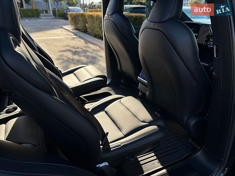 Позашляховик / Кросовер Tesla Model X 2021 в Києві