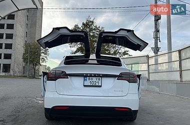 Позашляховик / Кросовер Tesla Model X 2020 в Тернополі