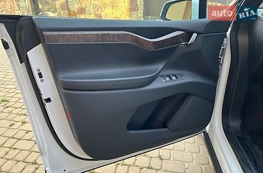 Позашляховик / Кросовер Tesla Model X 2020 в Тернополі