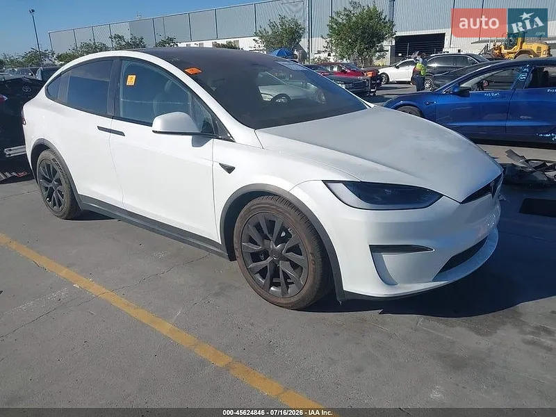 Tesla Model X 2022