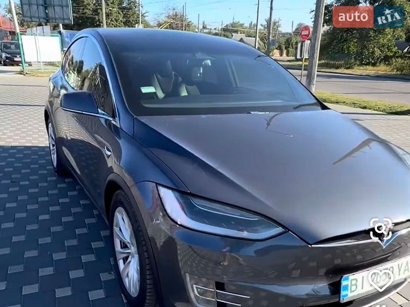 Tesla Model X 2017