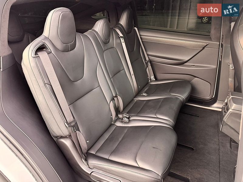 Позашляховик / Кросовер Tesla Model X 2019 в Києві