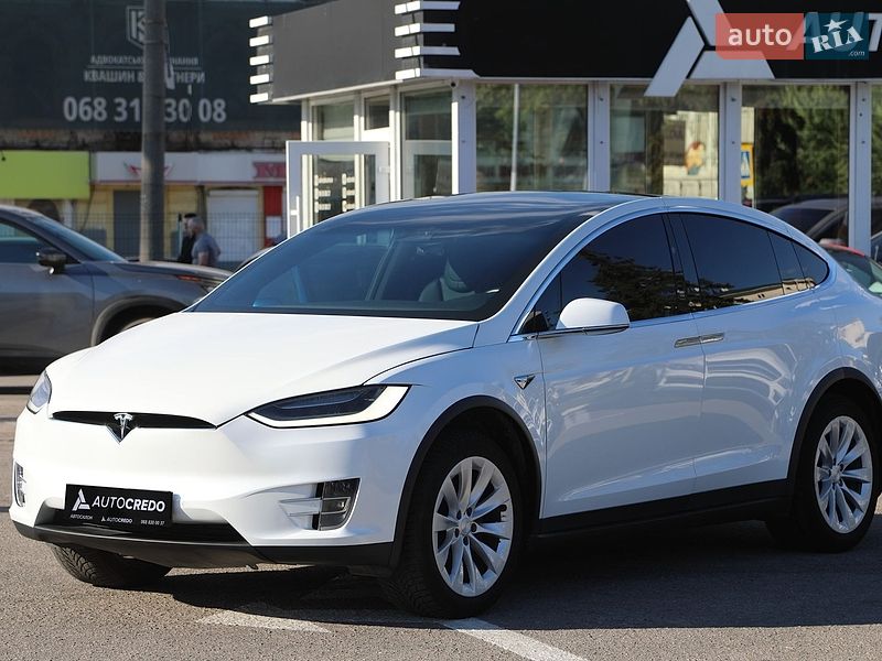 Внедорожник / Кроссовер Tesla Model X 2019 в Харькове