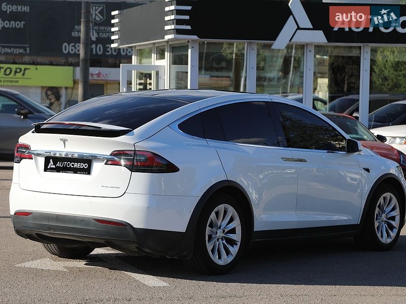 Внедорожник / Кроссовер Tesla Model X 2019 в Харькове