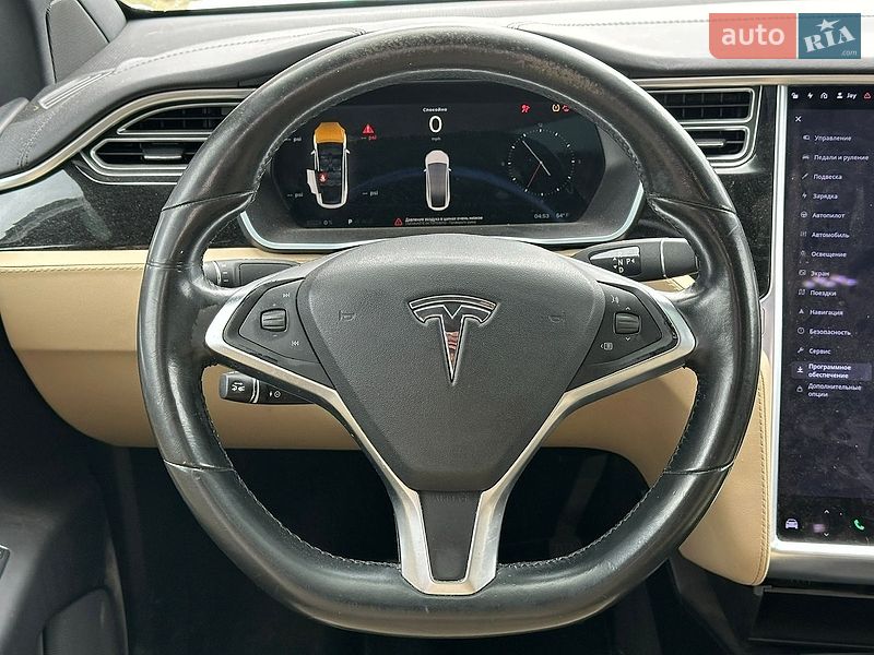Внедорожник / Кроссовер Tesla Model X 2016 в Львове фото 16 Внедорожник / Кроссовер Tesla Model X 2016 в Львове