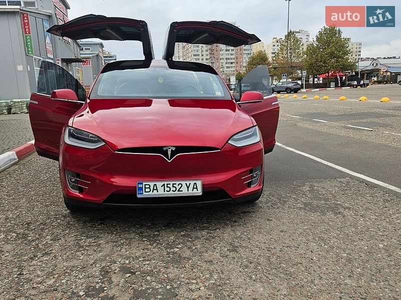 Позашляховик / Кросовер Tesla Model X 2019 в Одесі фото 12 Позашляховик / Кросовер Tesla Model X 2019 в Одесі