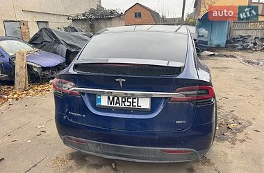 Позашляховик / Кросовер Tesla Model X 2016 в Немирові