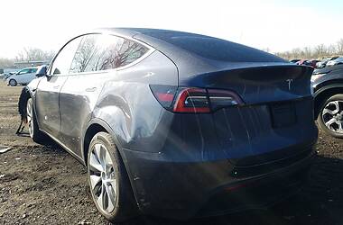 Внедорожник / Кроссовер Tesla Model Y 2021 в 