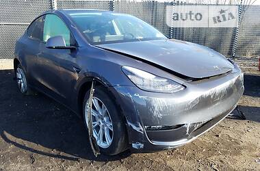Внедорожник / Кроссовер Tesla Model Y 2021 в 