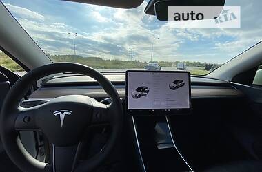 Позашляховик / Кросовер Tesla Model Y 2020 в Львові