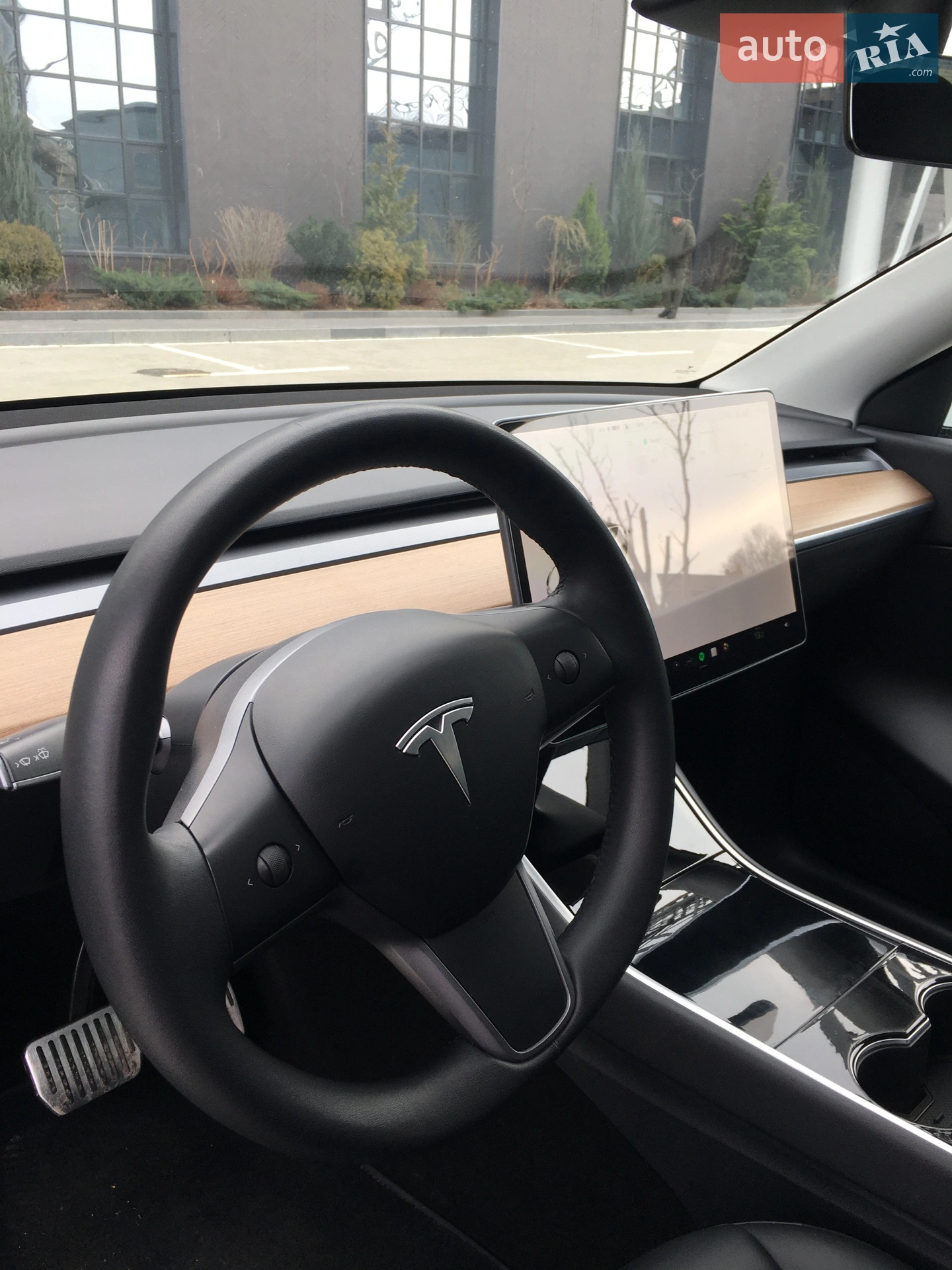 2020 Tesla Model Y - мініатюра 17