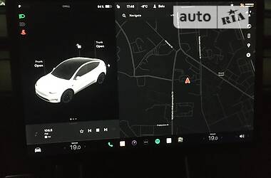 Внедорожник / Кроссовер Tesla Model Y 2020 в Киеве