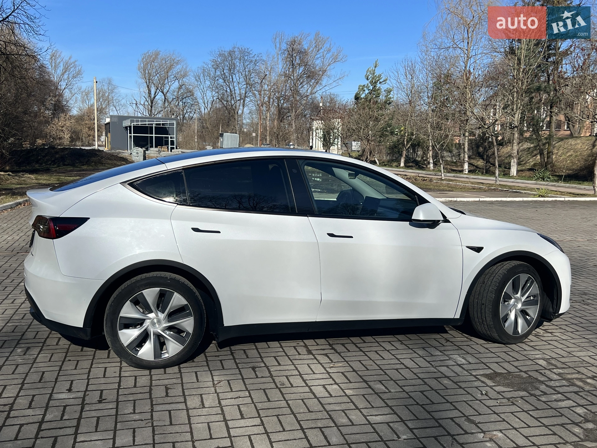 2021 Tesla Model Y - мініатюра 3