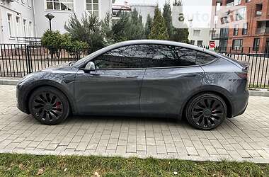 Внедорожник / Кроссовер Tesla Model Y 2022 в 