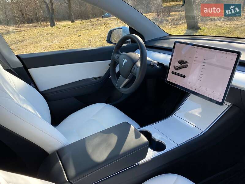 Позашляховик / Кросовер Tesla Model Y 2020 в Кропивницькому