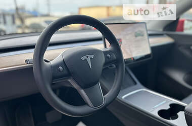 Внедорожник / Кроссовер Tesla Model Y 2021 в Киеве