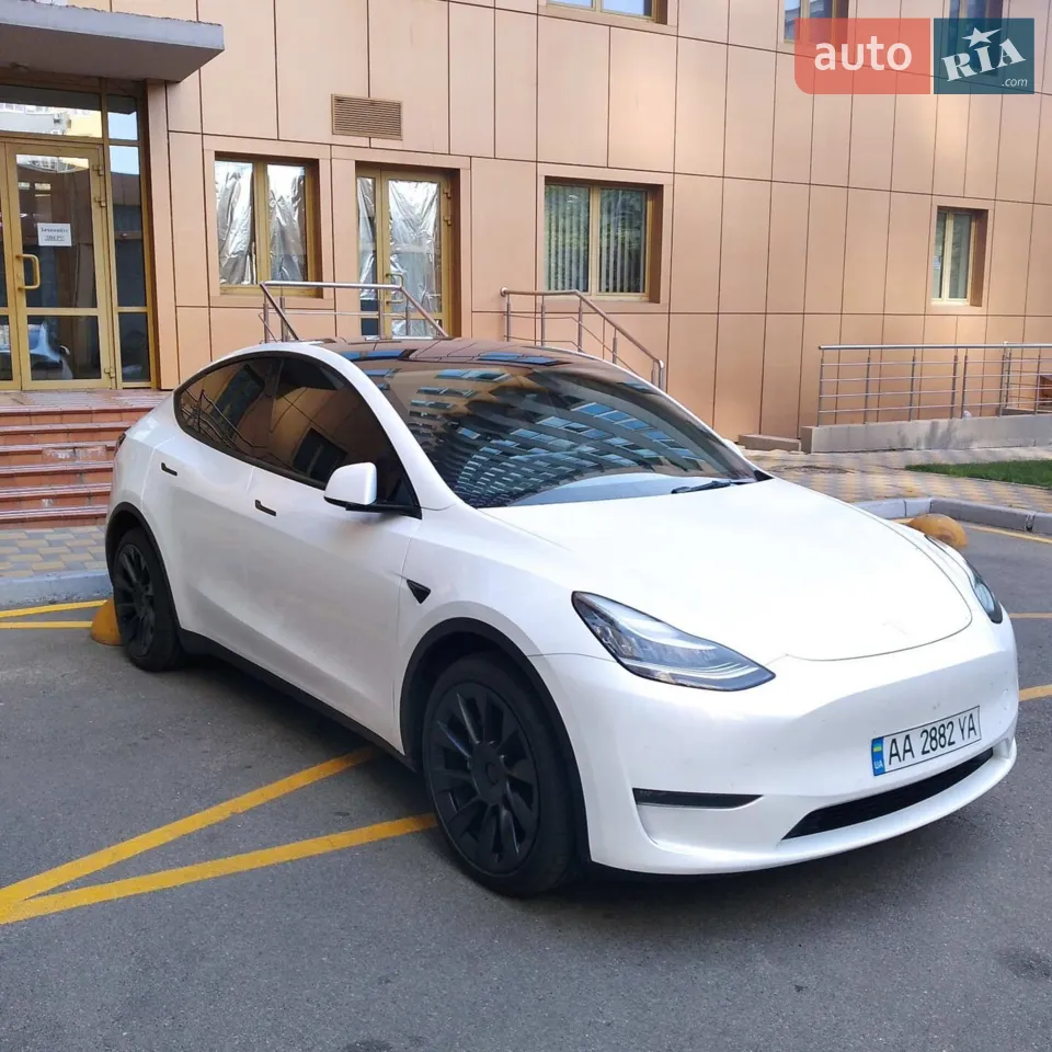 2021 Tesla Model Y - мініатюра 8
