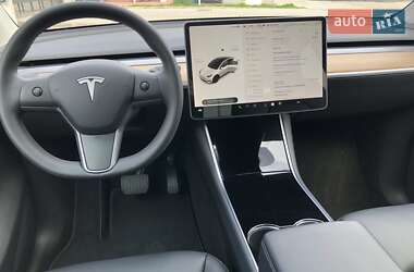 Позашляховик / Кросовер Tesla Model Y 2020 в 