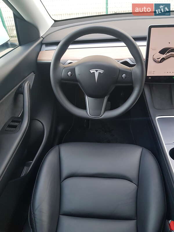Внедорожник / Кроссовер Tesla Model Y 2022 в Харькове
