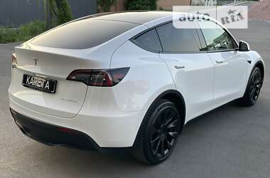 Позашляховик / Кросовер Tesla Model Y 2022 в 