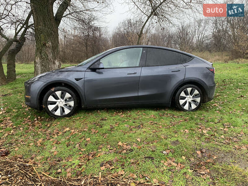 Позашляховик / Кросовер Tesla Model Y 2020 в Харкові