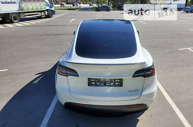 Позашляховик / Кросовер Tesla Model Y 2020 в Києві