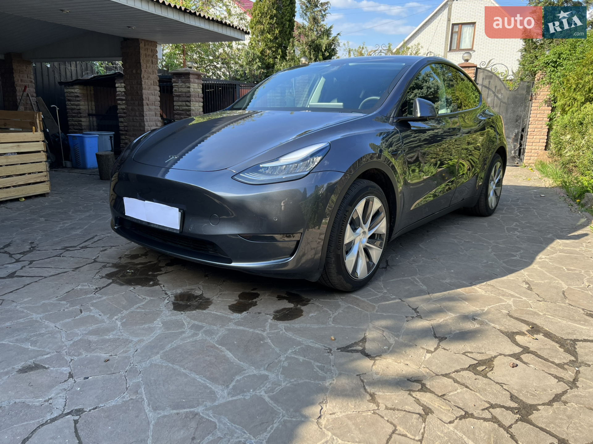 2022 Tesla Model Y - фото 1