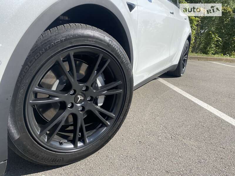 Позашляховик / Кросовер Tesla Model Y 2021 в Києві фото 42 Позашляховик / Кросовер Tesla Model Y 2021 в Києві