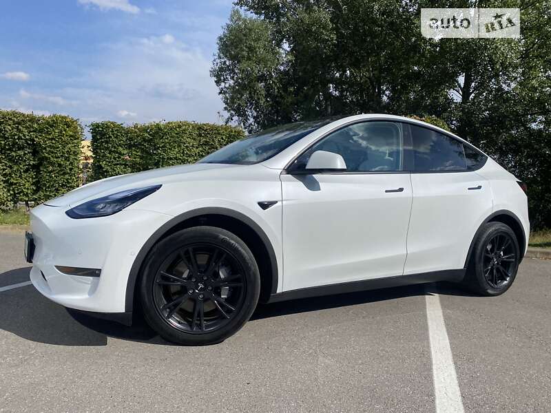 Позашляховик / Кросовер Tesla Model Y 2021 в Києві фото 46 Позашляховик / Кросовер Tesla Model Y 2021 в Києві