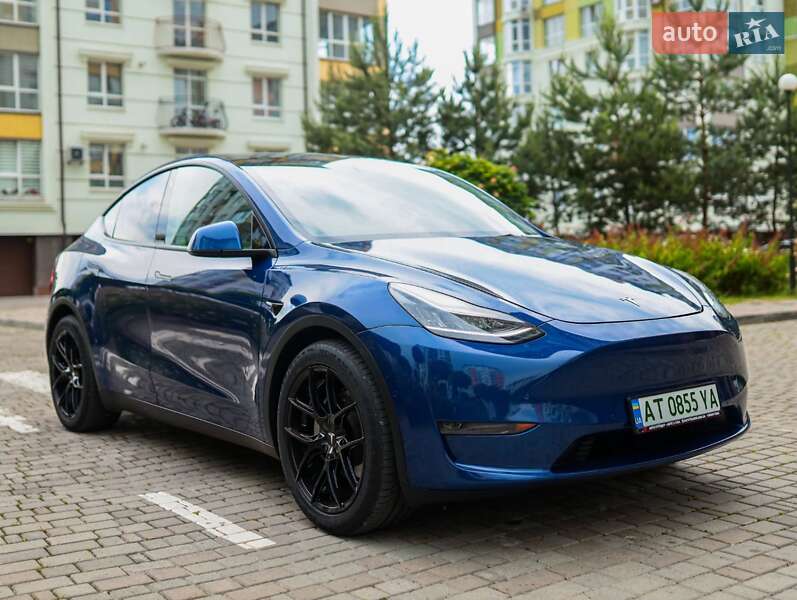 Внедорожник / Кроссовер Tesla Model Y 2021 в 